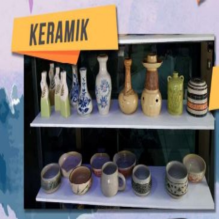 Mangkok,Gelas,Guci,Souvenir Keramik harga mulai 5000